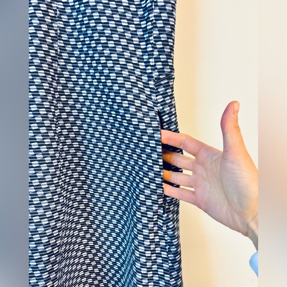 Lululemon Go Til Dawn Sleeveless Tennis Dress Size 6 - Picture 8 of 13